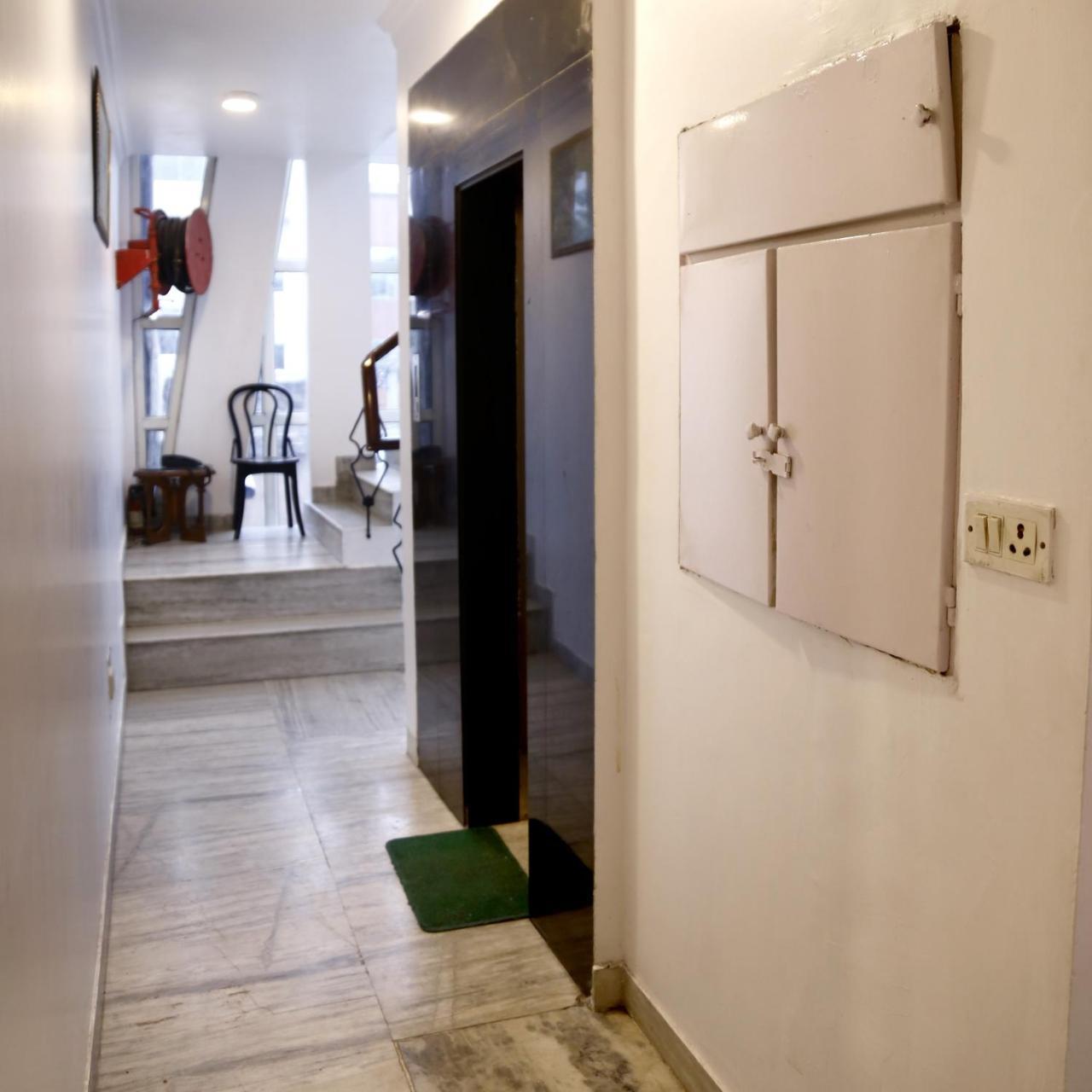 Batra Holiday Home - Couple Friendly Stays Delhi  Exterior photo